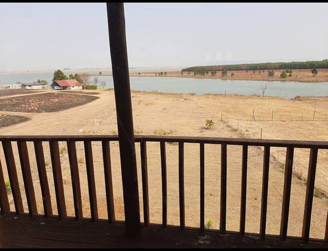 5 BEDROOM HOUSE FOR SALE IN PIET RETIEF